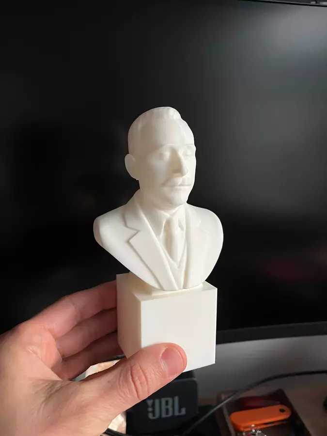 Prototyp statuetki popiersia w programie do druku 3D